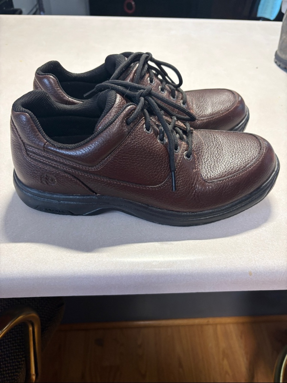 Dunham Men's Dark Brown Leather Lace-Up Oxfords - Picture 3 of 7